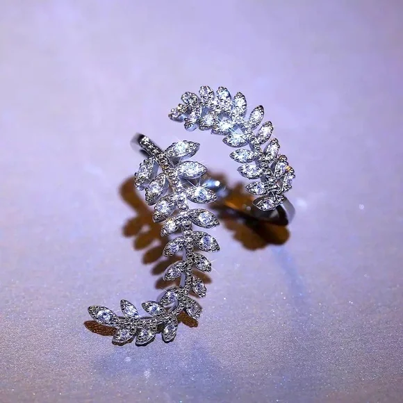 Gorgeous Leaf Adjustable Ring - S925 - Picture 3 of 4